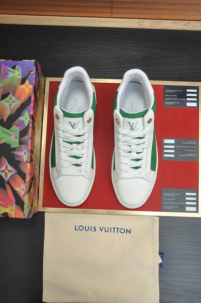 Men's shoes 💰600💶[LOUIS VUITTON] Original order price (mesh lining) new model 🍀LV Louis Vuitton * - top version of LV classic trendy shoes! Made of imported original cowhide, water-dyed cowhide lining, and original wear-resistant rubber outsole! High quality products! Code number 38-45 (45 is custom-made and cannot be returned or exchanged)
